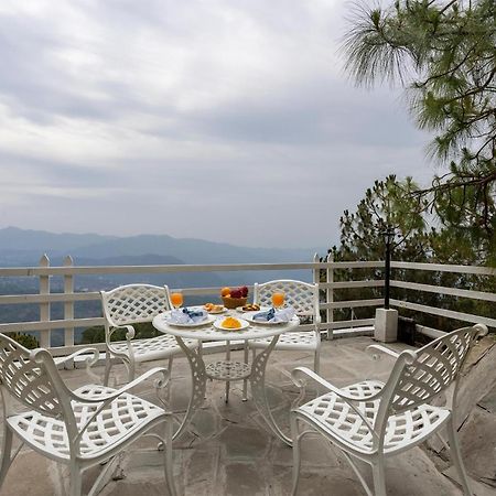 Stayvista At Bellevue With Outdoor Jacuzzi Kasauli Exterior photo