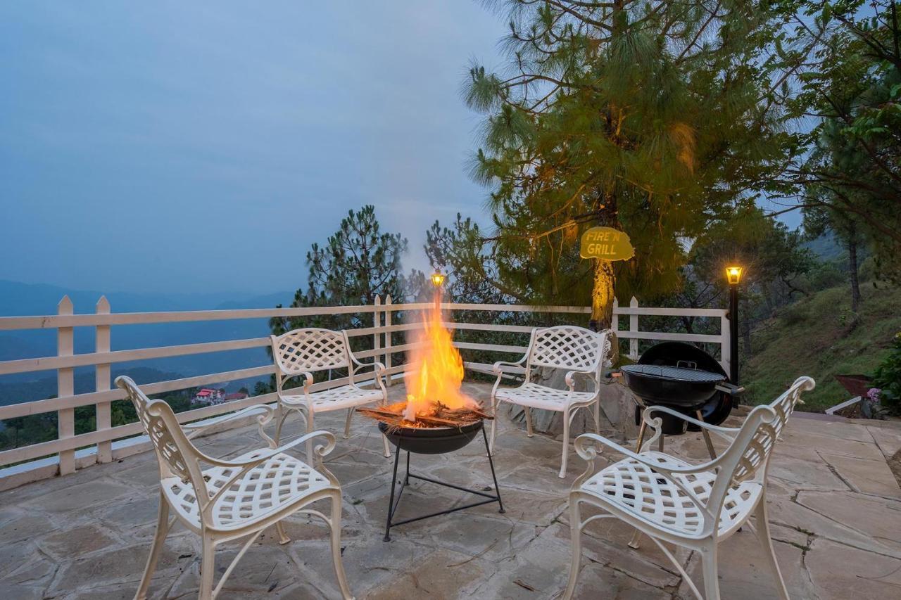 Stayvista At Bellevue With Outdoor Jacuzzi Kasauli Exterior photo
