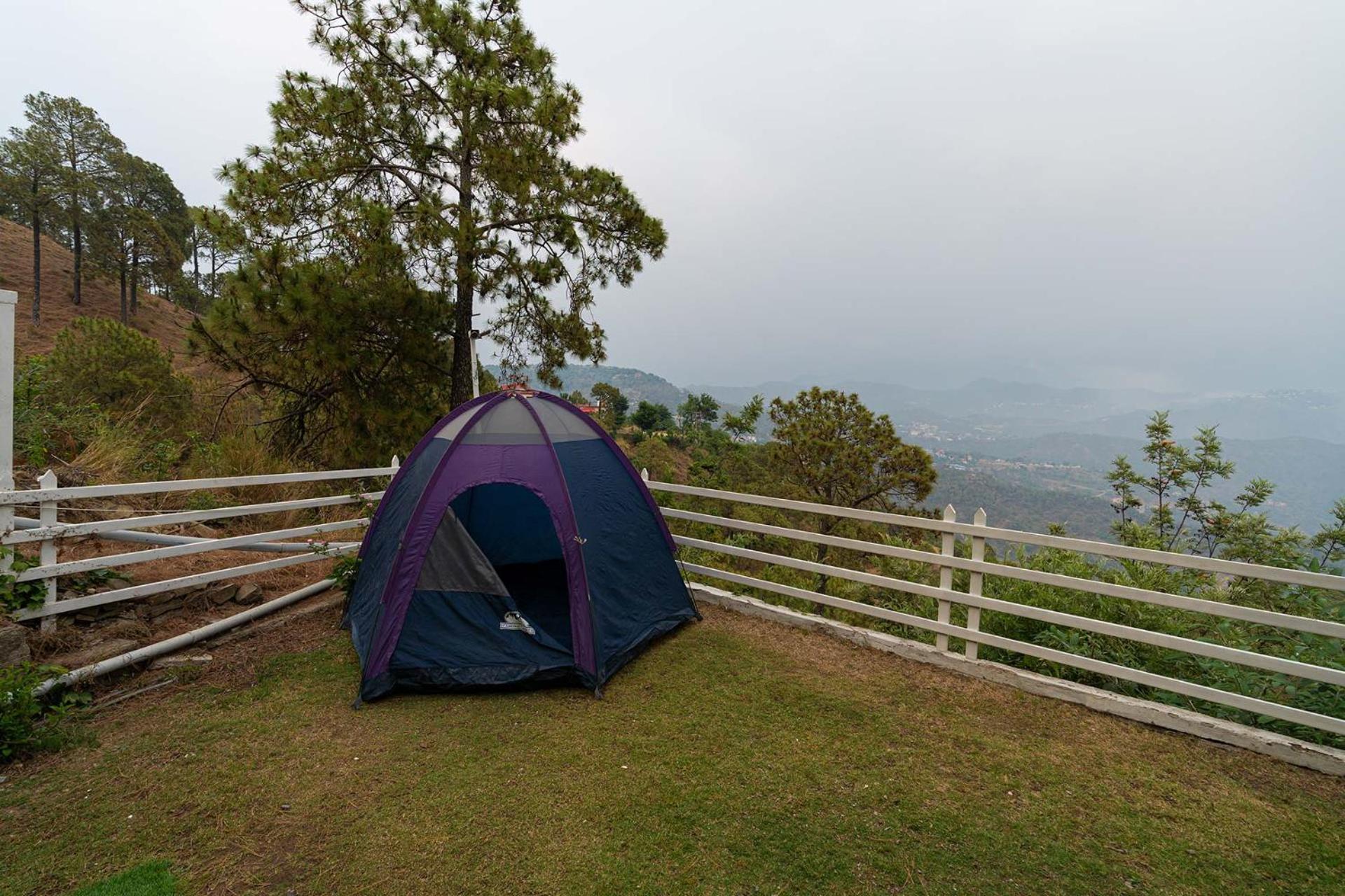 Stayvista At Bellevue With Outdoor Jacuzzi Kasauli Exterior photo